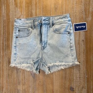 American eagle light wash ripped denim shorts